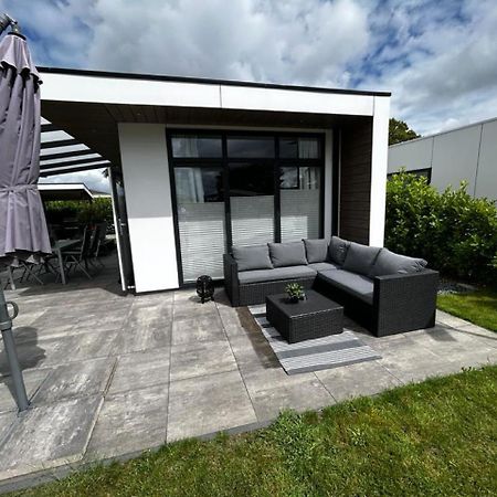 Ferienhaus / Chalet / Bungalow Am See, Holland, Niederlande, Lathum מראה חיצוני תמונה