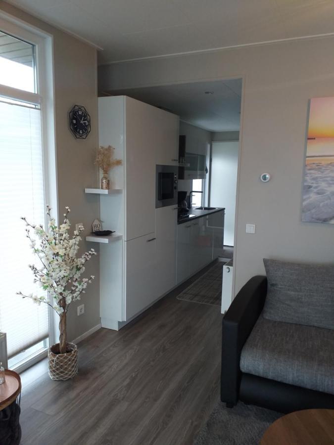 Ferienhaus / Chalet / Bungalow Am See, Holland, Niederlande, Lathum מראה חיצוני תמונה