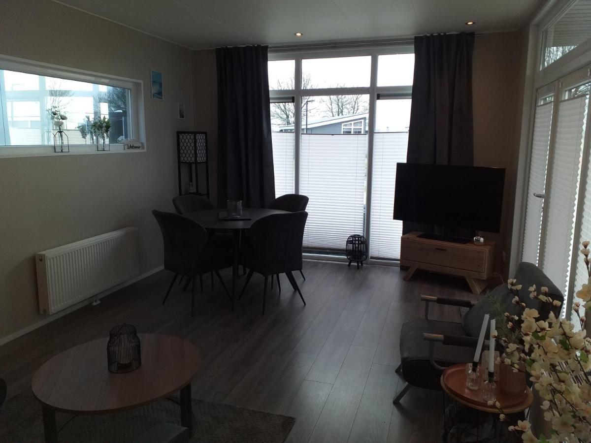 Ferienhaus / Chalet / Bungalow Am See, Holland, Niederlande, Lathum מראה חיצוני תמונה