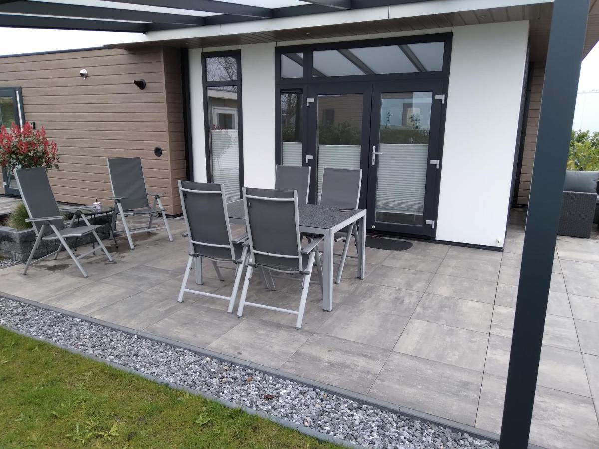 Ferienhaus / Chalet / Bungalow Am See, Holland, Niederlande, Lathum מראה חיצוני תמונה